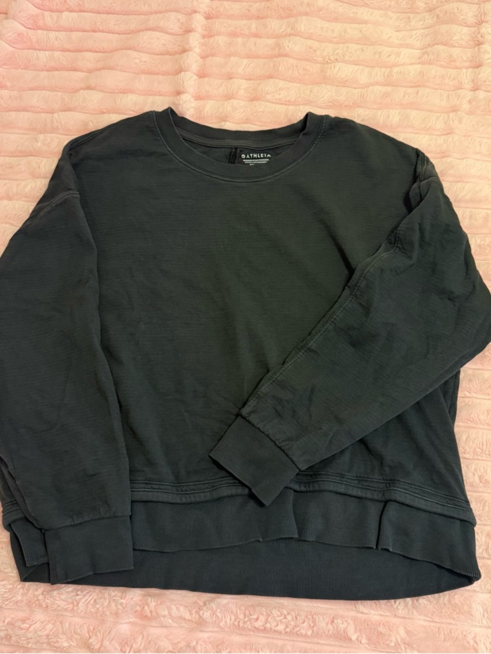 black athleta sweatshirt